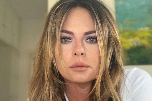 Paola Perego: "Sono terrorizzata dal Covid, isolata in una stanza" 21