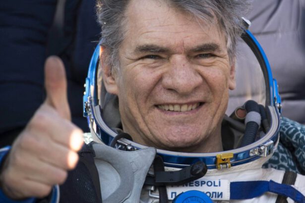 "Visti dallo spazio siamo tutti sulla stessa nave", le parole di Paolo Nespoli 19