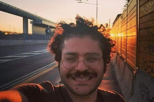 Patrick Zaki scrive dal carcere: "Spero di tornare a studiare all'Università di Bologna" 18