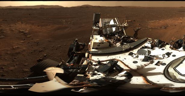 Mars 2020, prime foto dal Pianeta rosso e quel messaggio segreto portato nello spazio 15