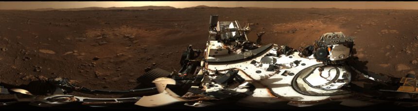 Mars 2020, prime foto dal Pianeta rosso e quel messaggio segreto portato nello spazio 1