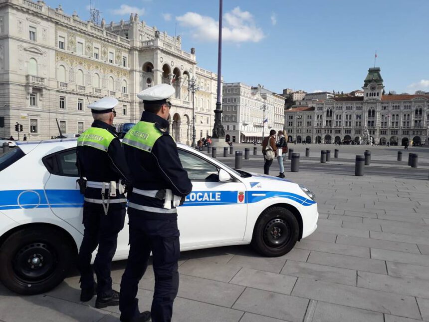 Trieste, 17enne ucciso per gelosia, il padre: "Gli avevo detto di non frequentare quella ragazza" 2 Trieste, 17enne ucciso per gelosia, il padre: "Gli avevo detto di non frequentare quella ragazza" 1