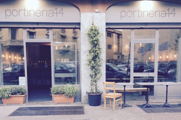 E se il bar sotto casa diventasse la tua portineria? L'idea di tre amiche milanesi 11