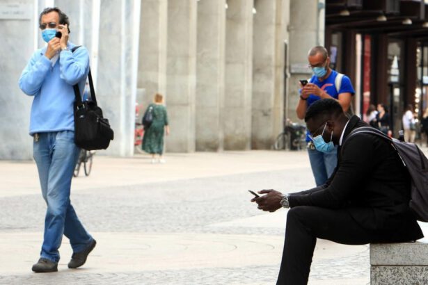 I nostri telefonini ascoltano ciò che diciamo? Il Garante della privacy avvia un'indagine 15