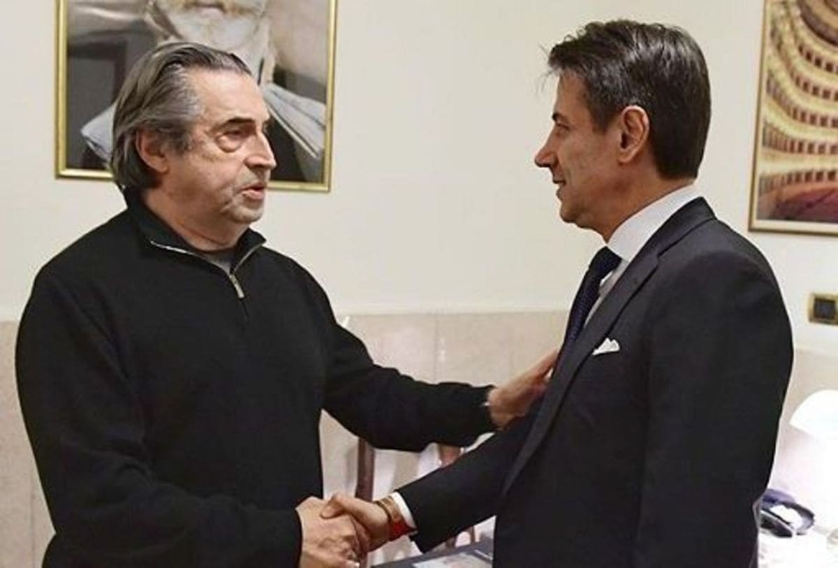 Riccardo Muti a Conte: "Chiudere i teatri è ignorante e insensibile. Ci ripensi" 15