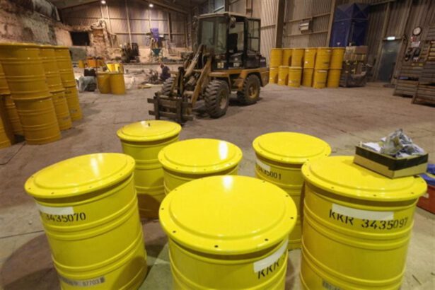 Maxi-Blitz, rifiuti radioattivi della 'ndrangheta in Lombardia: "Qui è come Chernobyl" 10