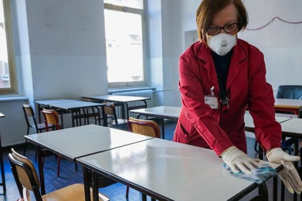 Il ritorno a scuola nella Fase 2 in base all'andamento della pandemia 9