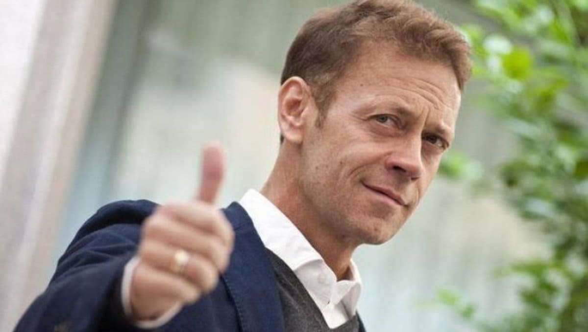Rocco Siffredi positivo al Coronavirus, contagiate le persone a lui più vicine 19