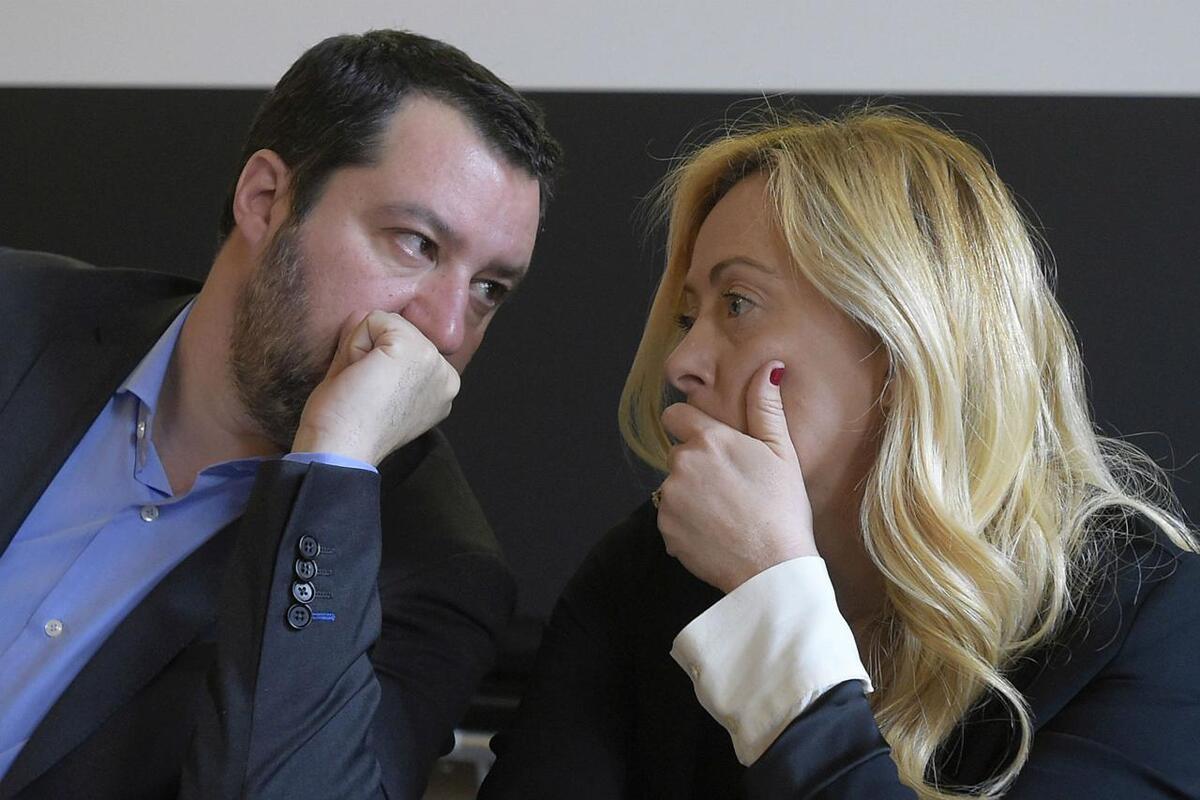 Il 26 aprile si riapre, ma quando finirà il coprifuoco delle 22? 15