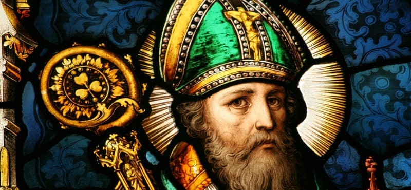 Italia in verde per San Patrizio: luci accese su oltre 40 edifici. Ma chi li vedrà? 3 San Patrizio, il patrono dell'Irlanda.