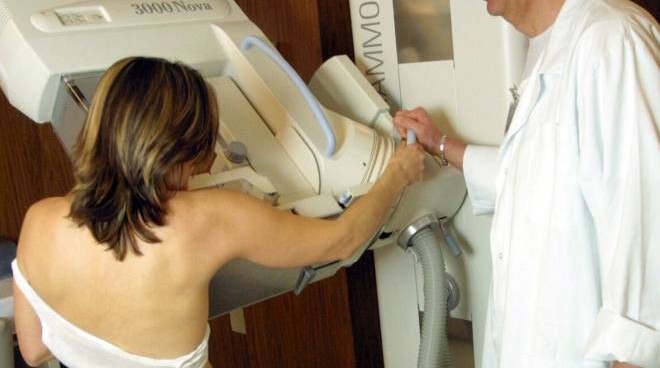 La mammografia: la diagnosi precoce, la prevenzione, i rischi 3 mammografia