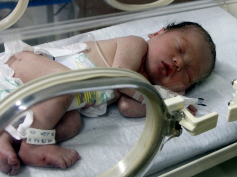 Coronavirus, neonata di 17 giorni guarisce senza farmaci: "È la più giovane al mondo" 1