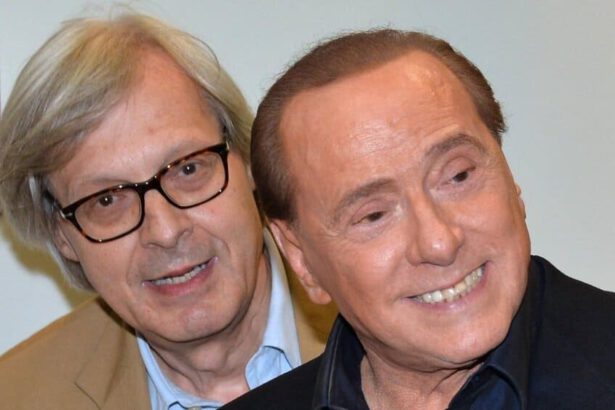 Sgarbi su Berlusconi: "Non darà ai nemici la soddisfazione di andarsene" 9