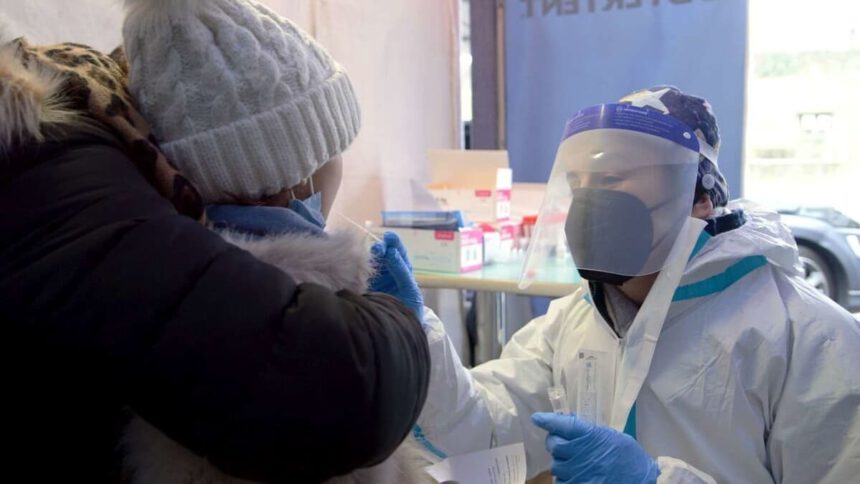 Omicron, quali sono i sintomi nei bambini e come si riconoscono 1