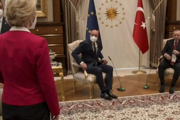 Sofagate, Von der Leyen in imbarazzo, la Turchia ribatte: "Rispettati i protocolli" 9