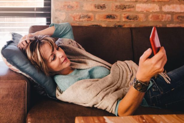 Genitori social, 3 regole per sopravvivere alle chat di classe su WhatsApp 7