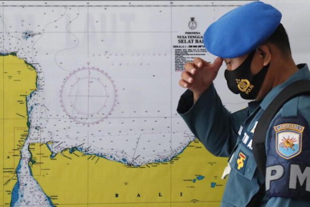 Indonesia, nessuna traccia del sottomarino scomparso: all'equipaggio restano 17 ore di ossigeno 18