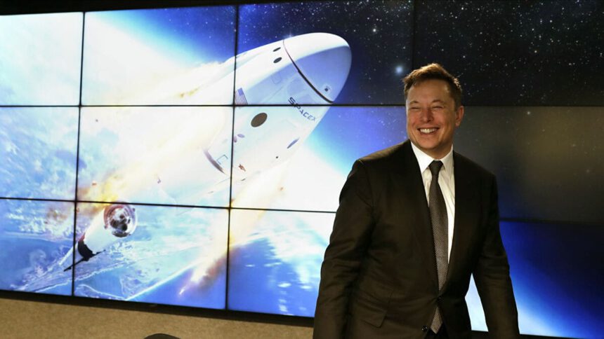 Artemis 2024, la collaborazione tra SpaceX e NASA porterà la prima donna sulla Luna 1