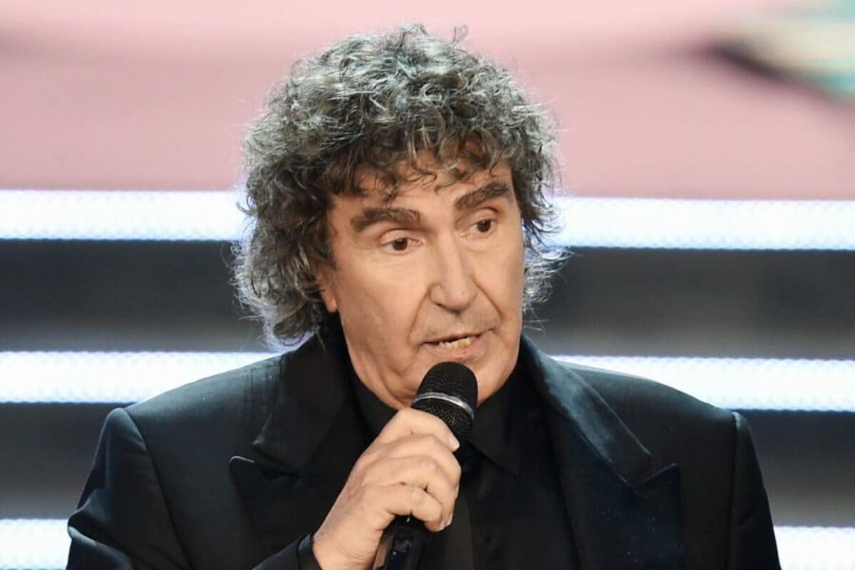 Oggi l'ultimo saluto a Stefano D'Orazio. I Pooh: "Ciao nostro amico per sempre" 15