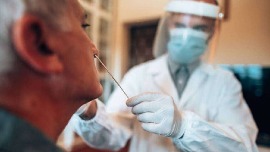 Tamponi Covid: perché continuare a farli nonostante i vaccini 1