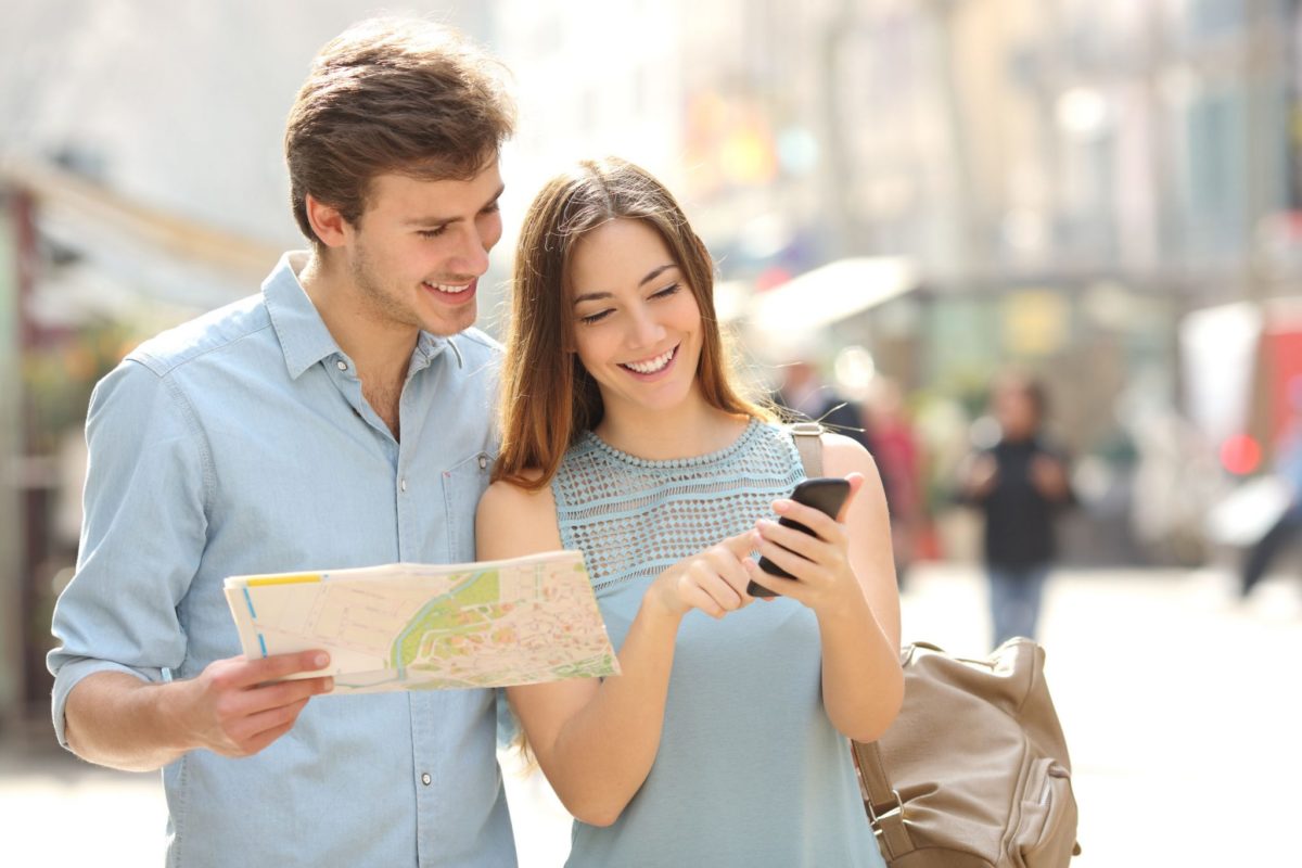 Vuoi viaggiare ma non parli inglese? Arriva lo smartphone personalizzato che ti fa da assistente 23