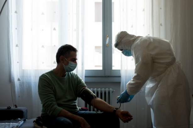 Cure domiciliari e vaccini, ecco come i medici di base saranno coinvolti nella lotta al Covid 10