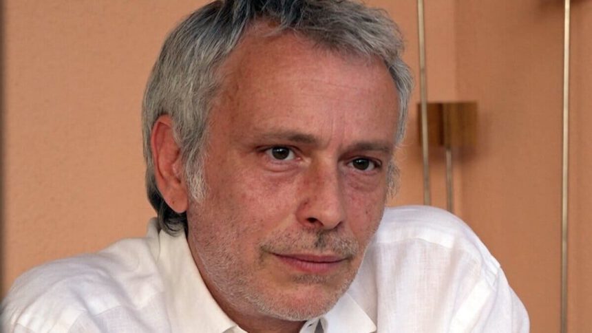 Pandemia, Frajese: “Il vaccino è la cosa giusta? I colleghi medici abbiano il coraggio di parlare” 1