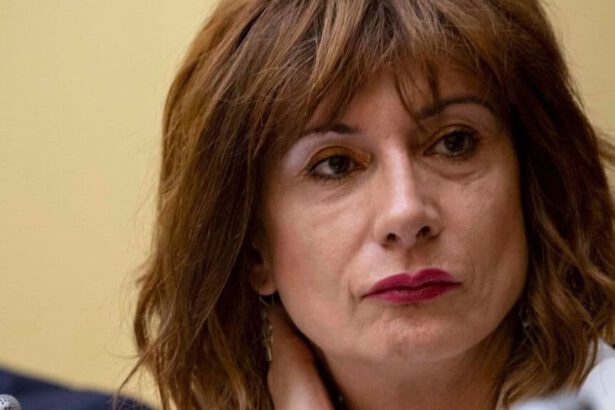 Bufera social contro Vladimir Luxuria: "Contro di me un esercito di negazionisti del virus" 19