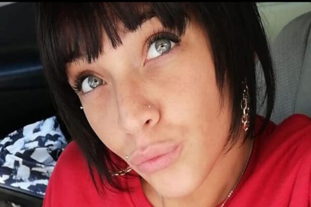 L'addio a Ylenia Bonavera, accoltellata da un'amica per strada a Catania 15