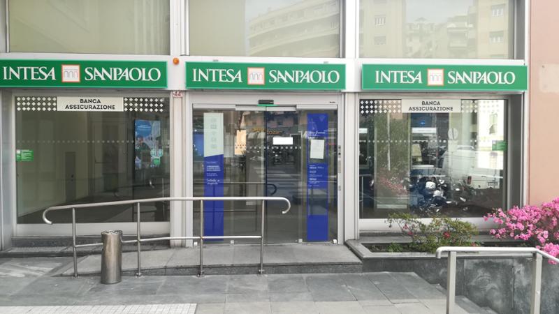 Intesa San Paolo, cosa cambia per i clienti trasferiti a Isybank e come recedere il conto 3