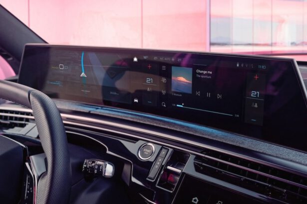 Cos’è STLA AutoDrive, tecnologie di guida autonoma a mani libere e occhi chiusi 5