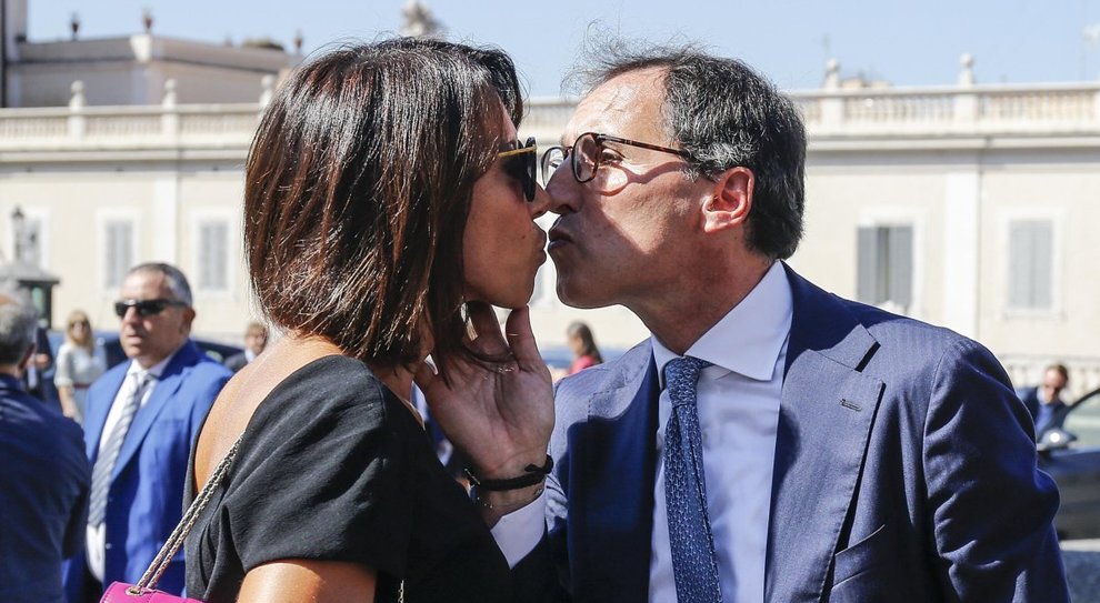 Buon compleanno Nunzia De Girolamo: l'ex fidanzato ossessivo, le minacce, ora una nuova vita 3