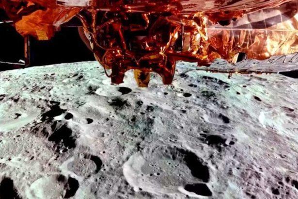 Il lander BlueGhost sbarca sulla Luna, a bordo anche uno strumento italiano 5
