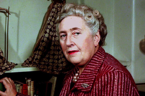 Chi sono i sensitive readers e cosa dicono su alcune frasi di Agatha Christie: "Il linguaggio non è inclusivo" 10