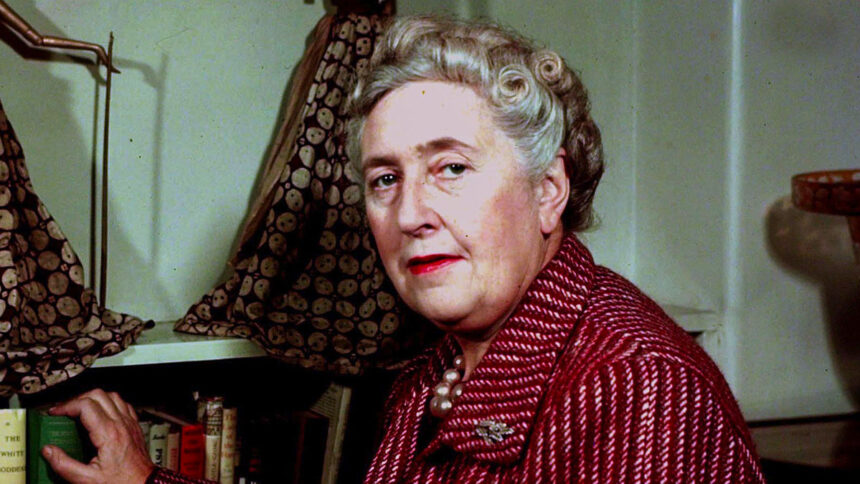 Chi sono i sensitive readers e cosa dicono su alcune frasi di Agatha Christie: "Il linguaggio non è inclusivo" 1