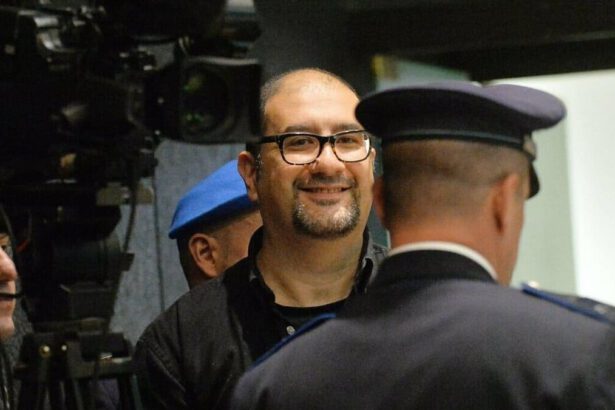 Chi è l'anarchico Alfredo Cospito e cosa ha fatto per meritarsi il 41 bis 7