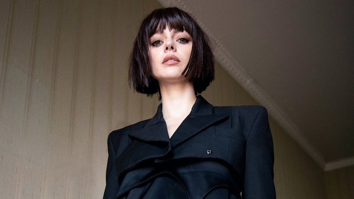 Annalisa, disperata e leggera in "Mon Amour" 1