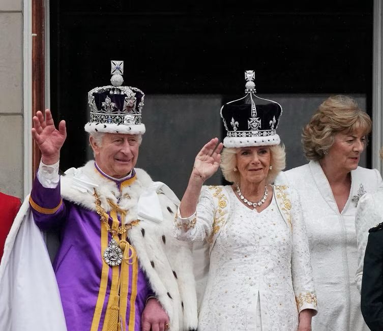 Incoronazione Carlo III: tutti gli abiti di reali e invitati 3