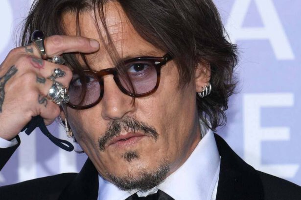Depp rinuncia al risarcimento della Heard. Gli avvocati: “A lui non interessano i soldi” 6