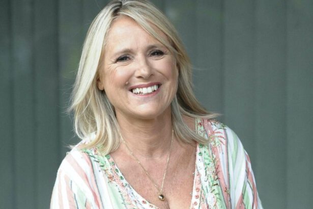 Federica Sciarelli ritrova 15enne scomparso in spiaggia: "È stato il sesto senso, stavo andando via" 21