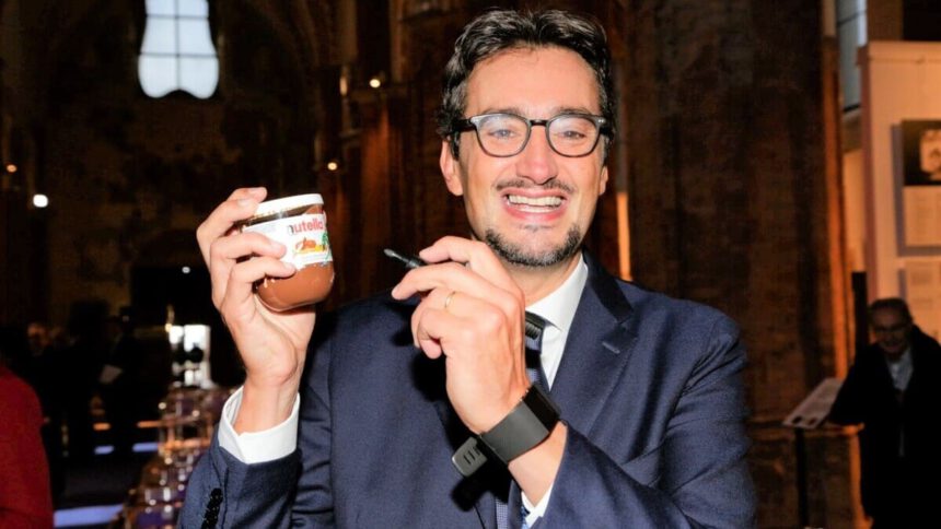 Ferrero, tra gli italiani più ricchi del mondo: Nutella supera anche Zuckerberg con Facebook 2 Ferrero, tra gli italiani più ricchi del mondo: Nutella supera anche Zuckerberg con Facebook 1