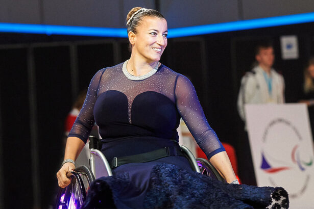 Giusy Sbaglio, su sedia a rotelle dopo diagnosi errata: "Grazie alla danza ho una forza incredibile, andrò ai Mondiali" 10