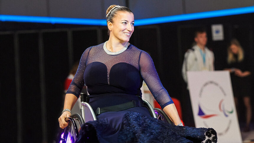 Giusy Sbaglio, su sedia a rotelle dopo diagnosi errata: "Grazie alla danza ho una forza incredibile, andrò ai Mondiali" 1