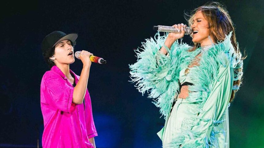 Jennifer Lopez presenta la figlia Emme con il pronome neutro “they” 1