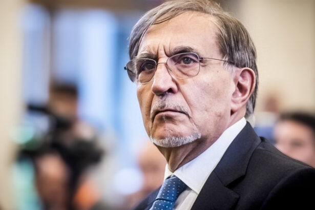 "Una manifestazione di soli uomini, perché il femminicidio riguarda solo noi": la proposta di La Russa 18