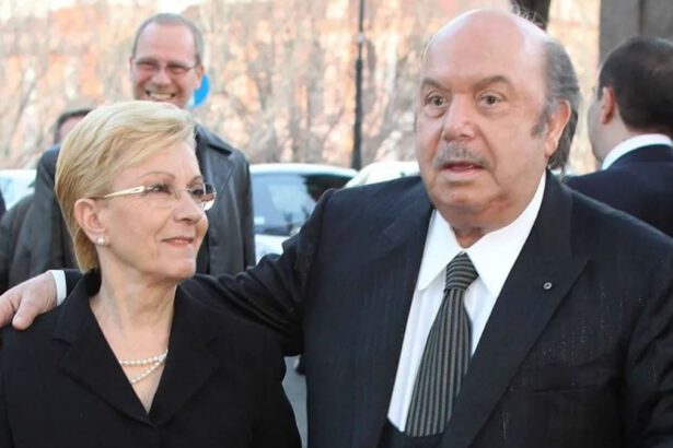 Lino Banfi sulla malattia della moglie: “Ho chiesto al Papa di pregare per farci morire insieme” 14