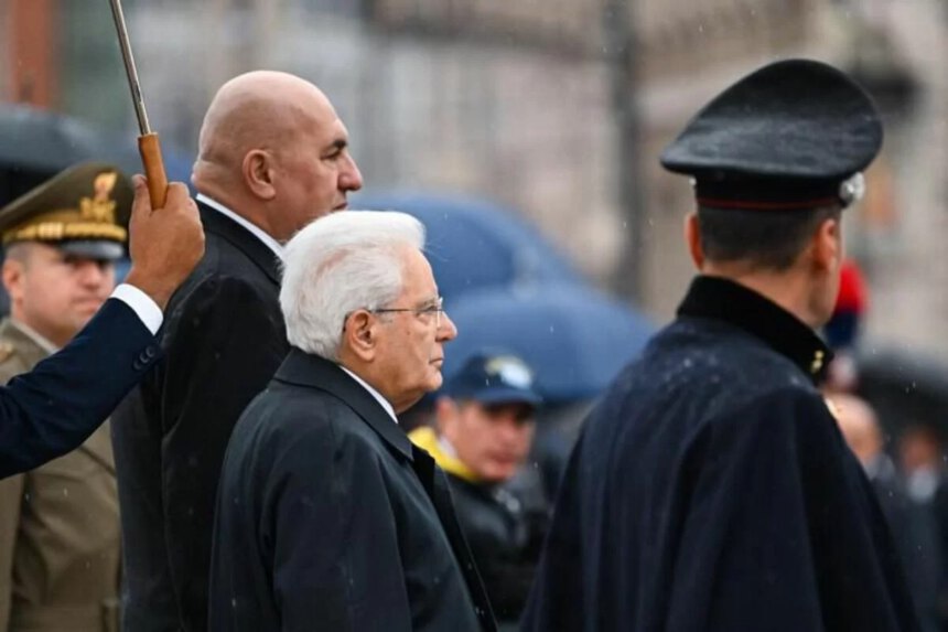 4 novembre, Mattarella: "Onore alle Forze Armate" 2 4 novembre, Mattarella: "Onore alle Forze Armate" 1