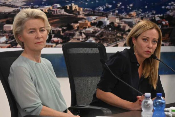 Meloni e von der Layen a Lampedusa: "Il Governo e l'Europa pronti a una rivoluzione" 19