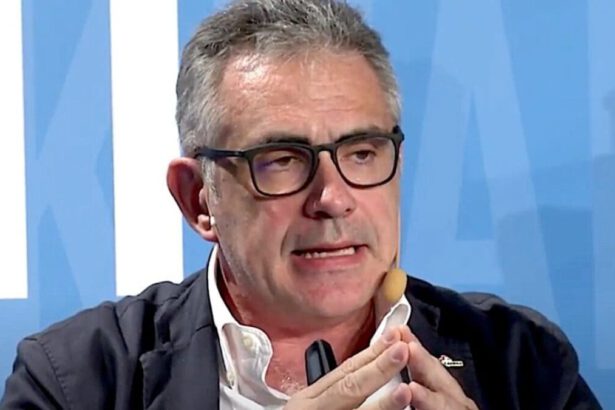 Pregliasco: “Omicron 5 rialzerà i casi, è più contagioso di morbillo e varicella” 10