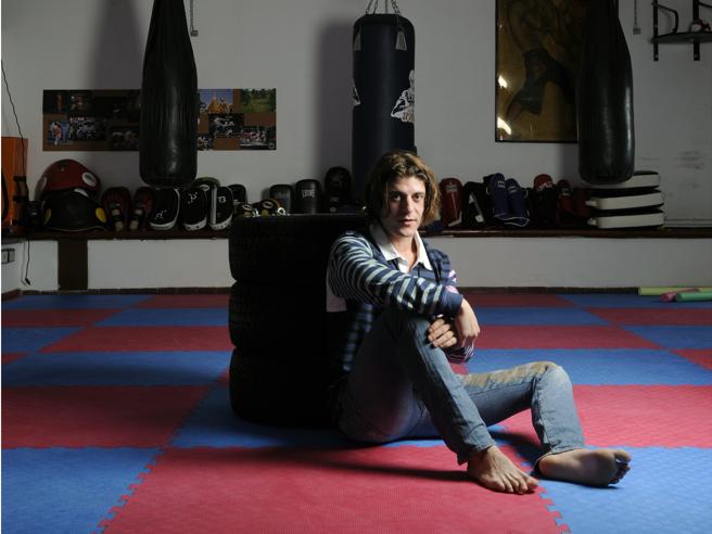 Rkomi «insuperabile»: dalla nuova fiamma all'impegno per il sociale 5